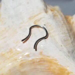 16G Surgical steel septum retainer ring NWT